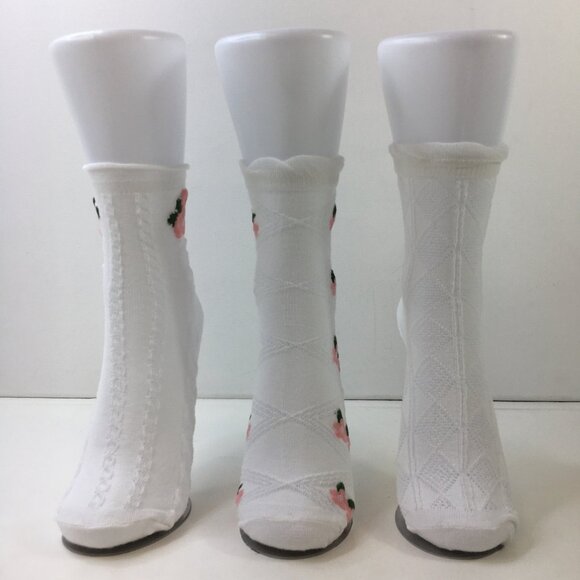 Womens Crew Socks Set 3 Textured Embroidered Floral Pattern White Pink Green - Picture 2 of 3